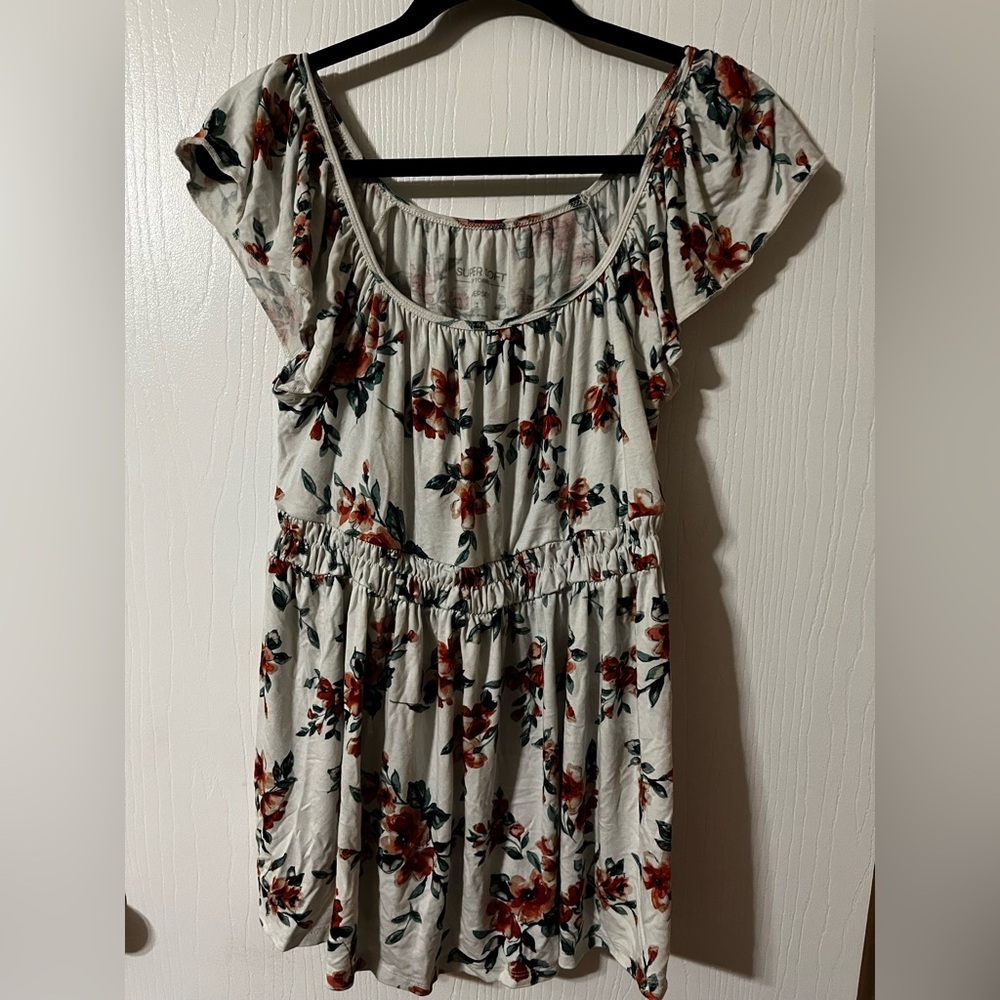 Torrid floral jersey babydoll flutter sleeve top